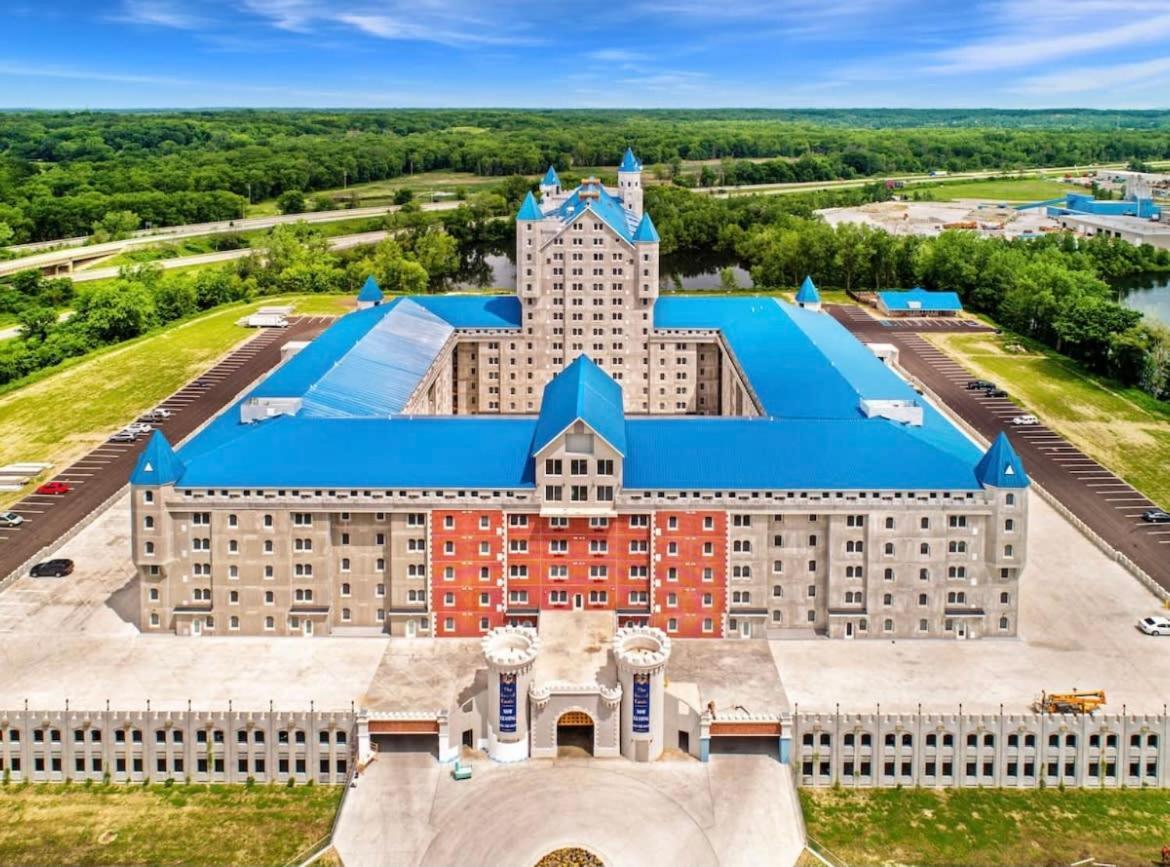 2Br Suite At The Grand Castle Pool Gym & Parking 그랜드빌 외부 사진