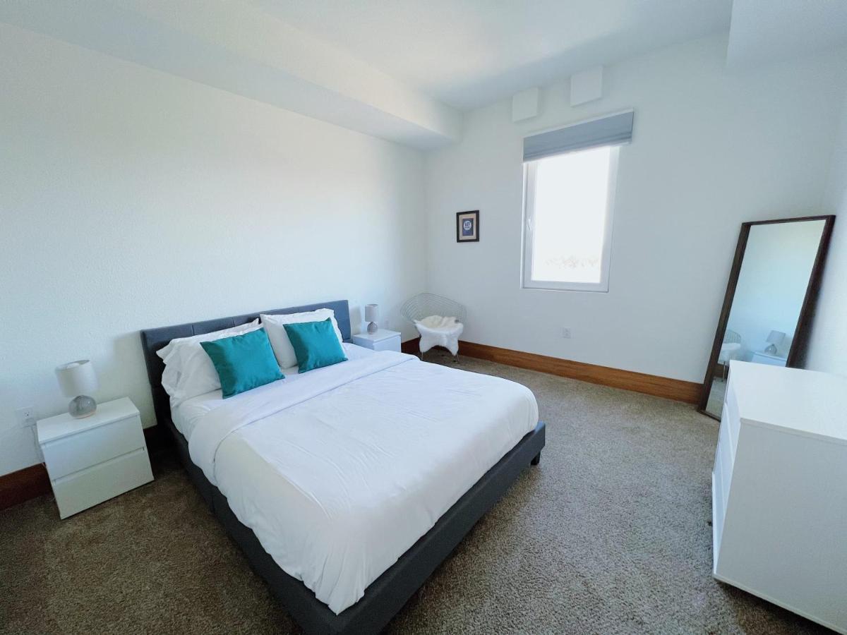 2Br Suite At The Grand Castle Pool Gym & Parking 그랜드빌 외부 사진