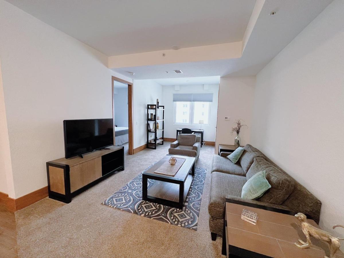 2Br Suite At The Grand Castle Pool Gym & Parking 그랜드빌 외부 사진