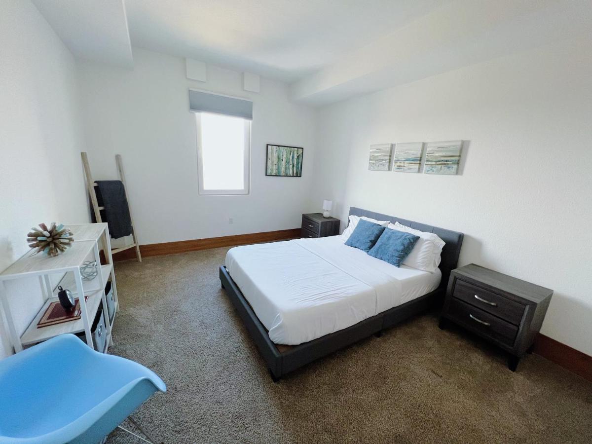 2Br Suite At The Grand Castle Pool Gym & Parking 그랜드빌 외부 사진