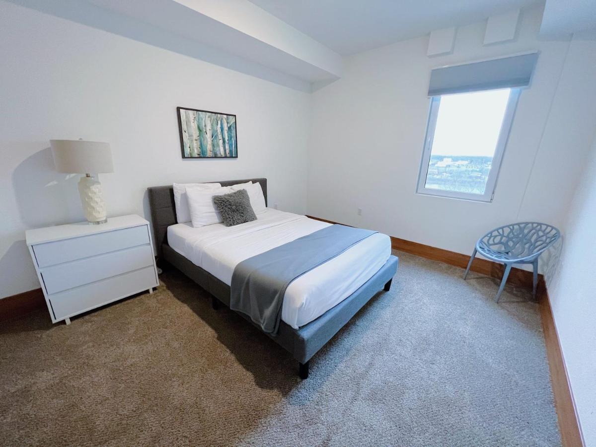 2Br Suite At The Grand Castle Pool Gym & Parking 그랜드빌 외부 사진