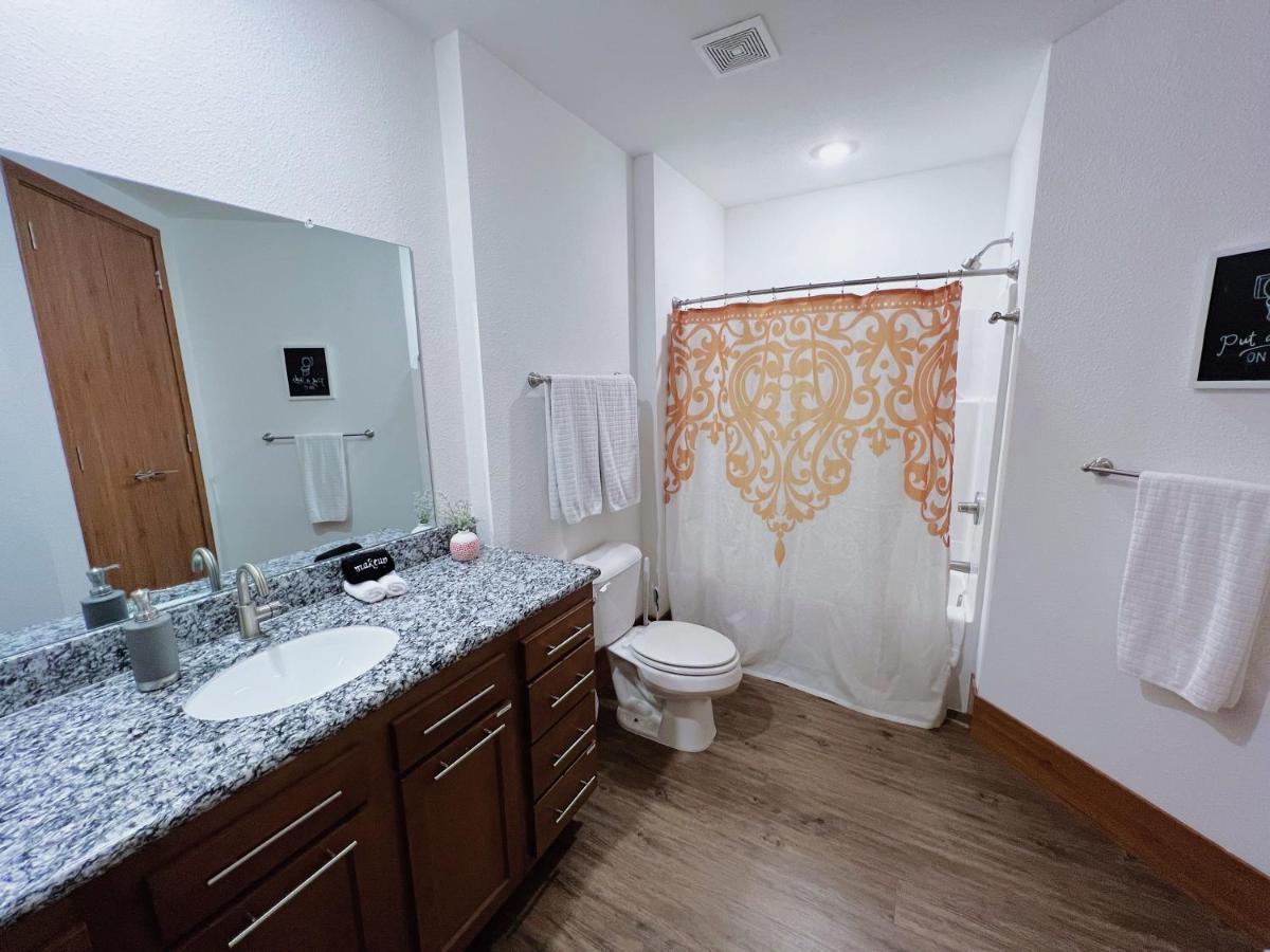 2Br Suite At The Grand Castle Pool Gym & Parking 그랜드빌 외부 사진