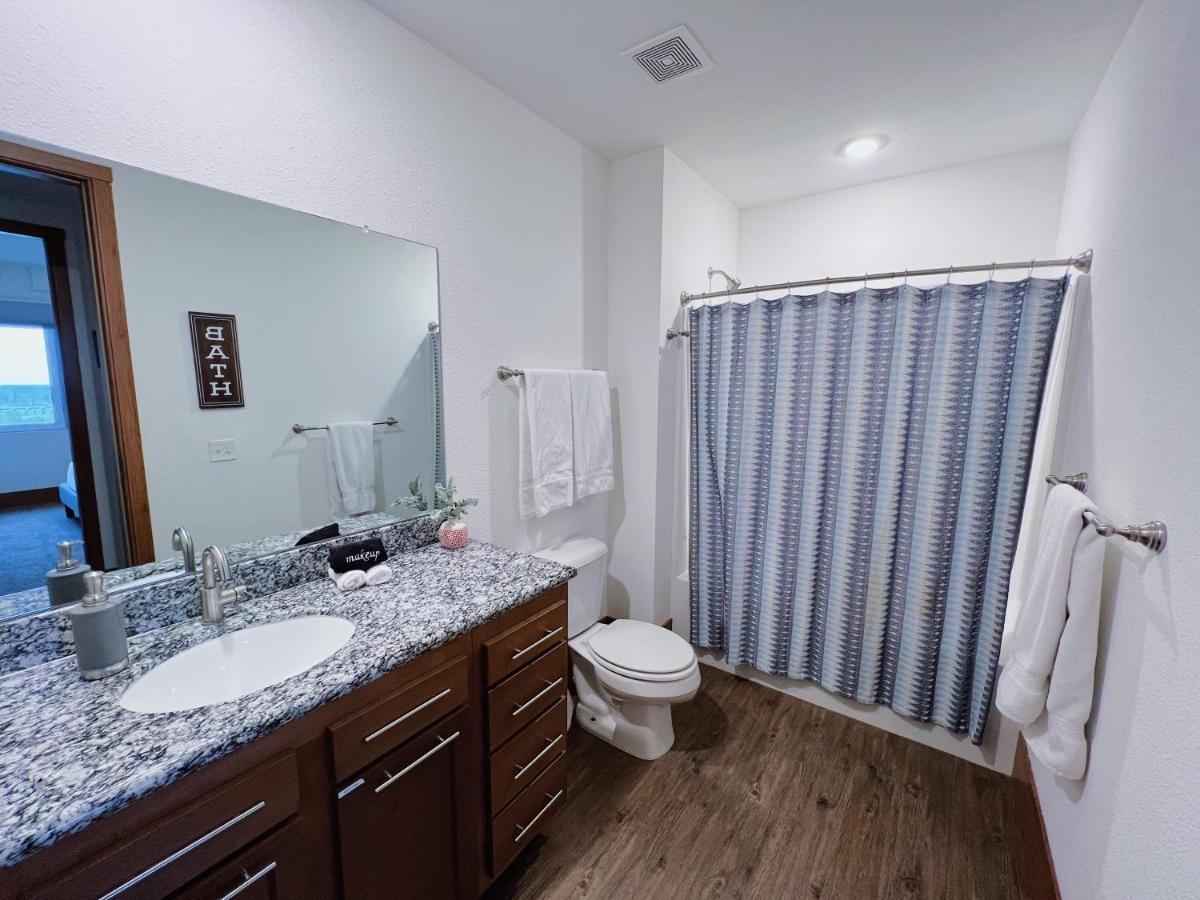 2Br Suite At The Grand Castle Pool Gym & Parking 그랜드빌 외부 사진