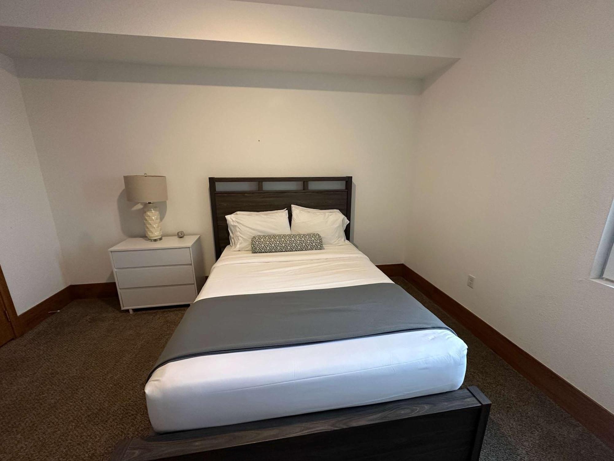 2Br Suite At The Grand Castle Pool Gym & Parking 그랜드빌 외부 사진